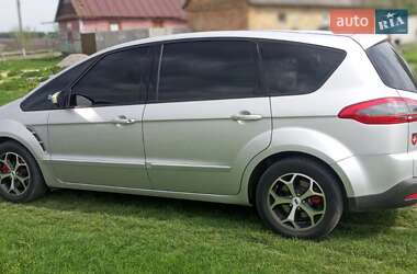 Мінівен Ford S-Max 2011 в 