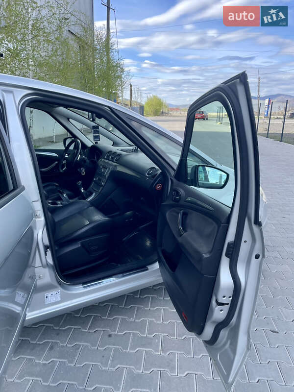 Минивэн Ford S-Max 2006 в Мукачево