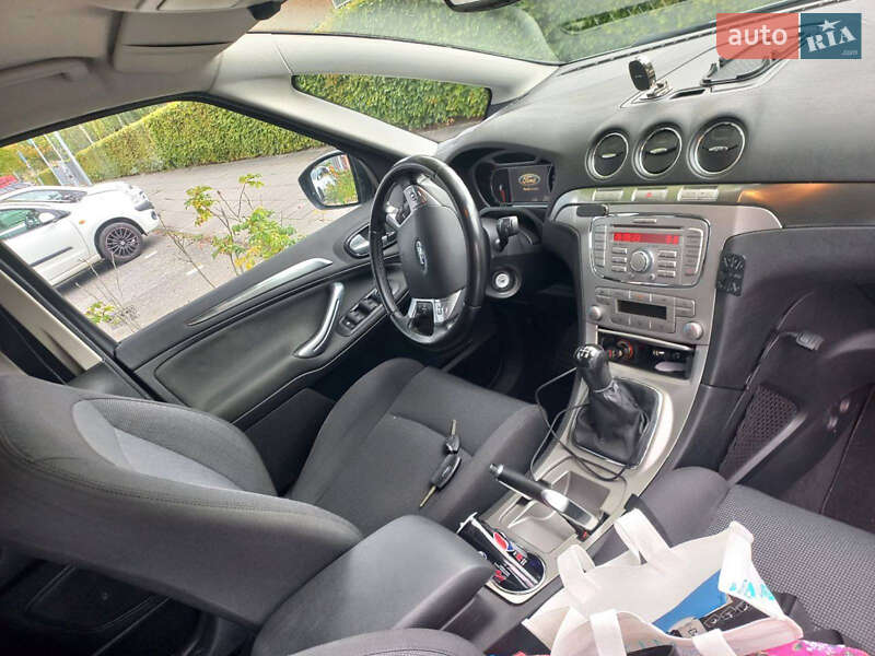 Минивэн Ford S-Max 2007 в Калуше