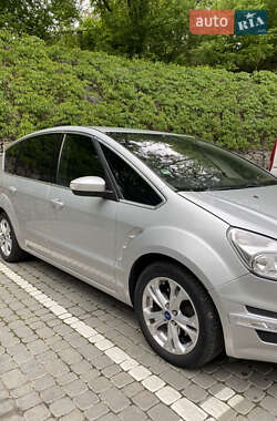 Минивэн Ford S-Max 2011 в 