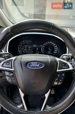 Мінівен Ford S-Max 2017 в 