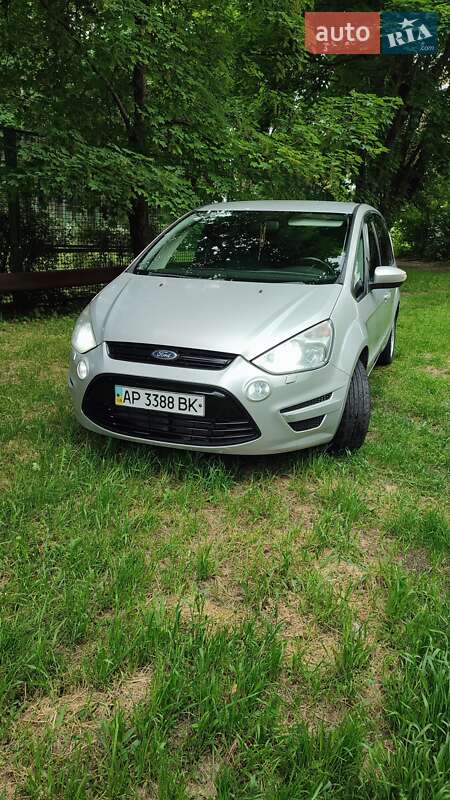 Минивэн Ford S-Max 2010 в Запорожье