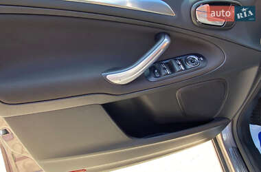 Минивэн Ford S-Max 2014 в 