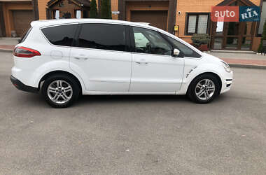 Минивэн Ford S-Max 2013 в 