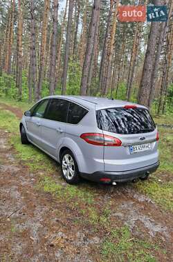 Мінівен Ford S-Max 2011 в 