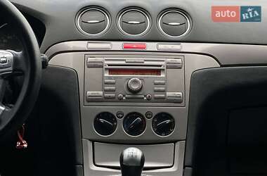 Минивэн Ford S-Max 2007 в 