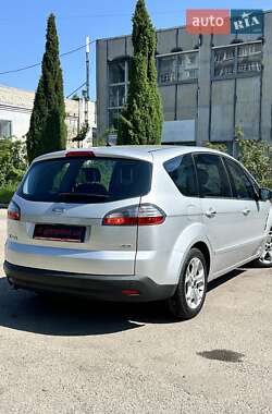 Минивэн Ford S-Max 2009 в 