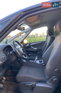 Минивэн Ford S-Max 2008 в 