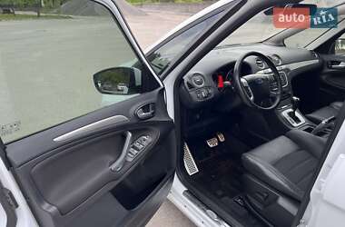 Минивэн Ford S-Max 2013 в 