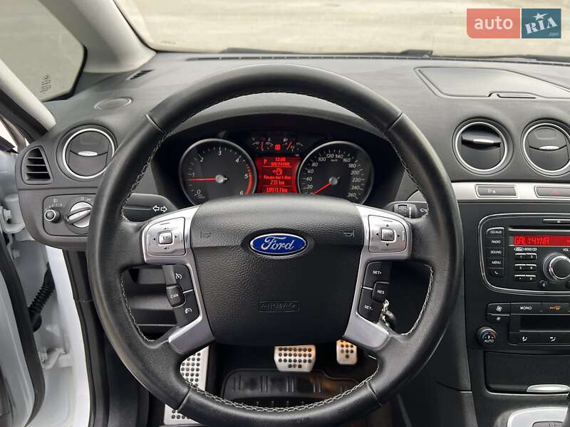 Мінівен Ford S-Max 2013 в Радивиліві