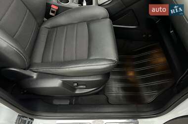 Минивэн Ford S-Max 2013 в 
