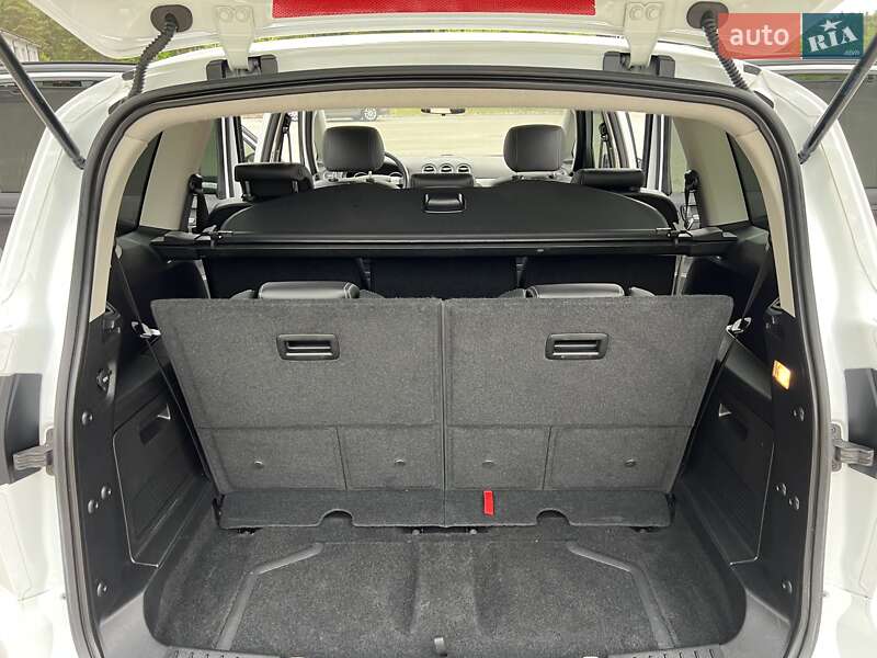 Мінівен Ford S-Max 2013 в Радивиліві