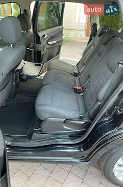 Минивэн Ford S-Max 2011 в 