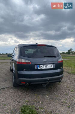 Минивэн Ford S-Max 2008 в 