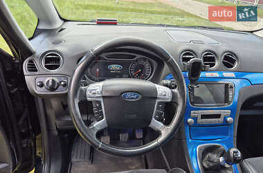 Минивэн Ford S-Max 2008 в 