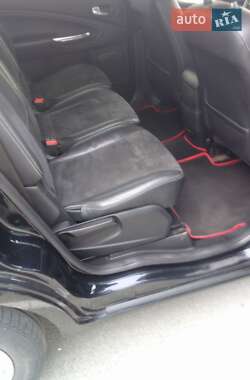 Минивэн Ford S-Max 2012 в 