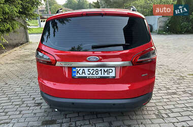 Минивэн Ford S-Max 2012 в 