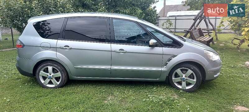 Минивэн Ford S-Max 2009 в Луцке