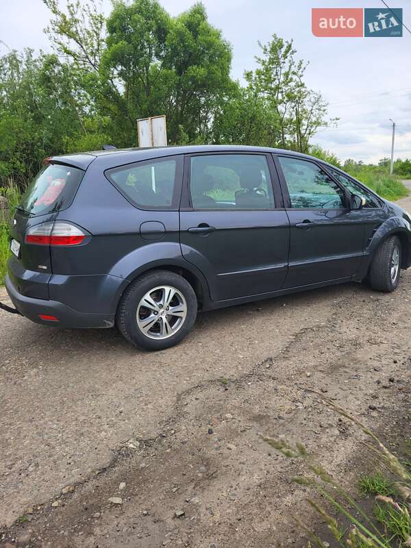 Минивэн Ford S-Max 2007 в Калуше