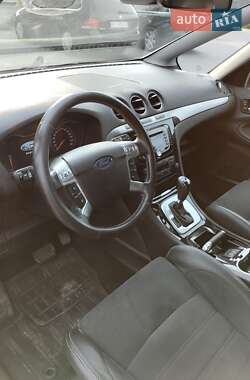 Мінівен Ford S-Max 2012 в 