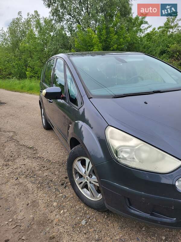 Минивэн Ford S-Max 2007 в Калуше