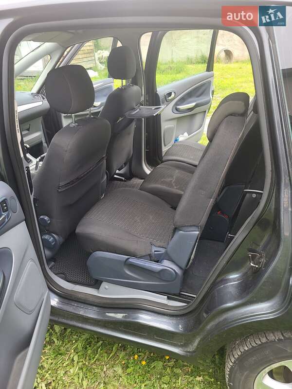 Минивэн Ford S-Max 2007 в Калуше