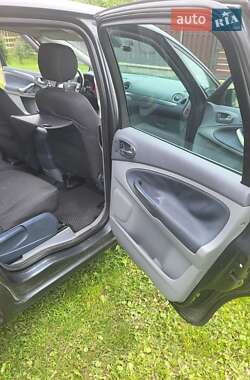 Минивэн Ford S-Max 2007 в 