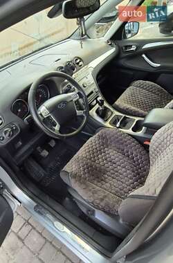 Минивэн Ford S-Max 2007 в 