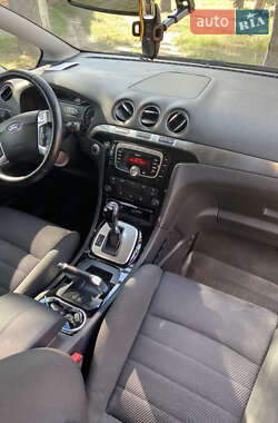 Минивэн Ford S-Max 2014 в 