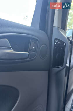 Минивэн Ford S-Max 2007 в 