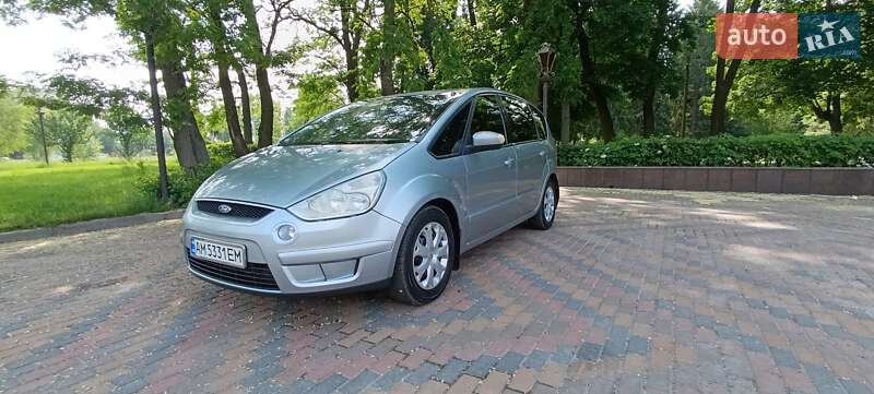 Мінівен Ford S-Max 2007 в Звягелі