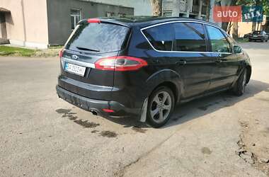 Минивэн Ford S-Max 2011 в 