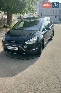 Минивэн Ford S-Max 2011 в 