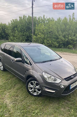 Минивэн Ford S-Max 2014 в 