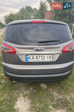 Минивэн Ford S-Max 2014 в 