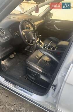 Минивэн Ford S-Max 2011 в 