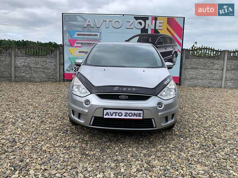 Минивэн Ford S-Max 2008 в 