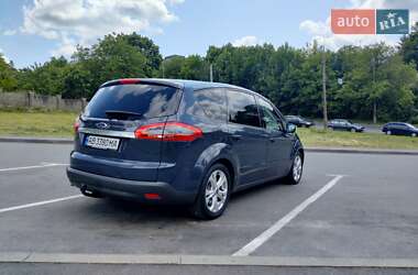 Минивэн Ford S-Max 2013 в 