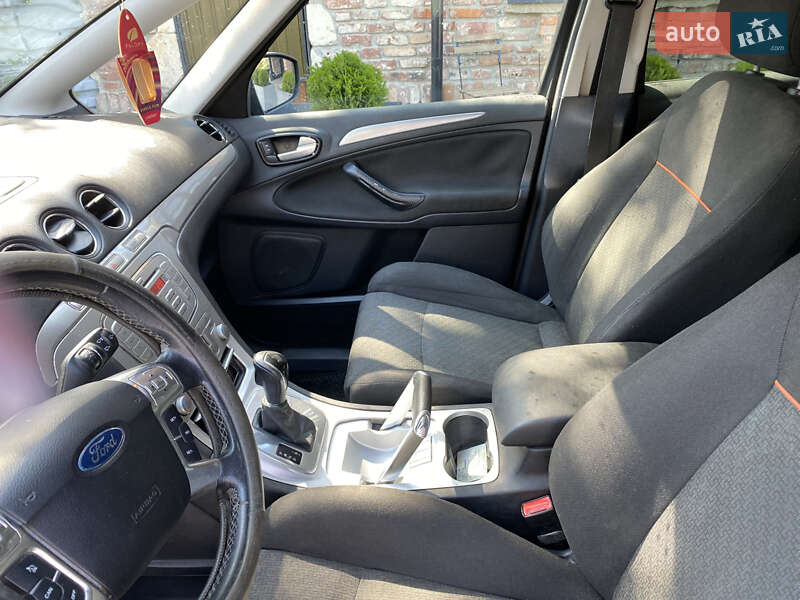 Мінівен Ford S-Max 2008 в Городку