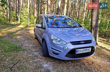 Минивэн Ford S-Max 2011 в 