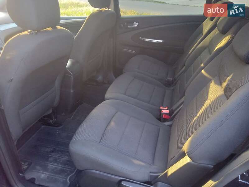 Минивэн Ford S-Max 2014 в Березовке
