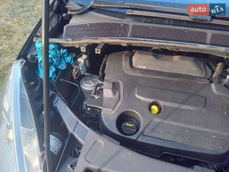 Минивэн Ford S-Max 2014 в Березовке