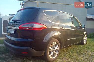Минивэн Ford S-Max 2014 в 