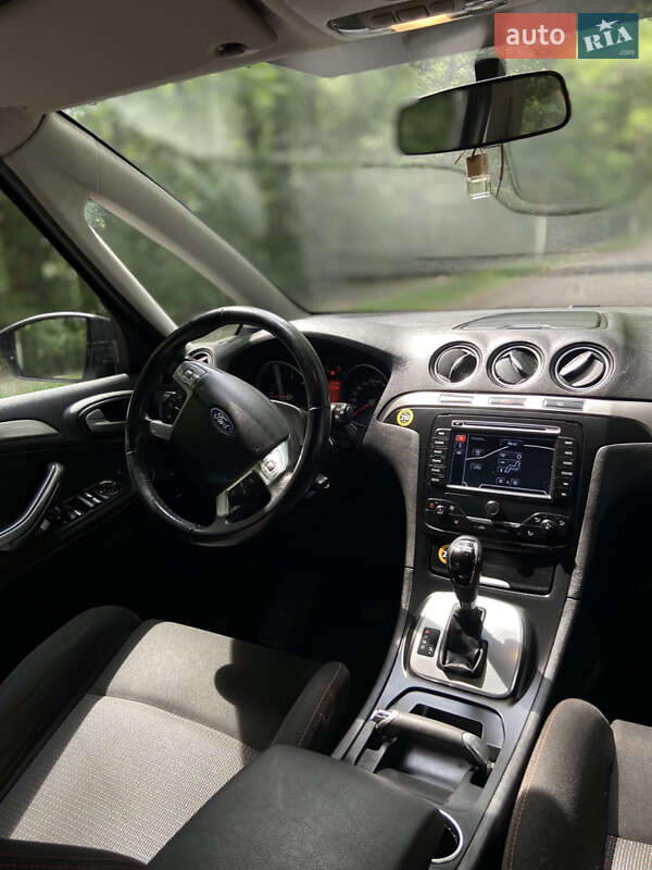 Минивэн Ford S-Max 2011 в Виннице