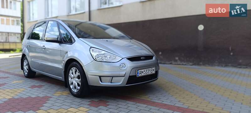 Минивэн Ford S-Max 2007 в 
