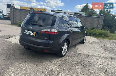 Мінівен Ford S-Max 2010 в 
