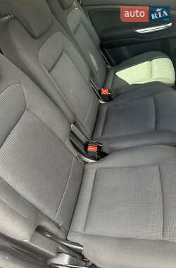 Мінівен Ford S-Max 2010 в 