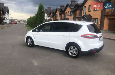 Минивэн Ford S-Max 2013 в 