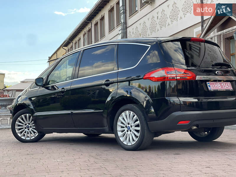 Минивэн Ford S-Max 2011 в Стрые