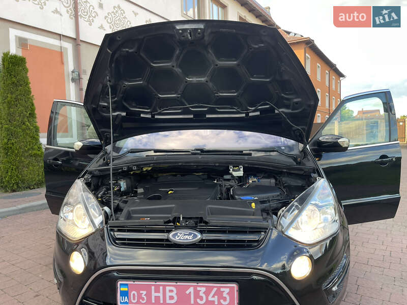 Минивэн Ford S-Max 2011 в Стрые